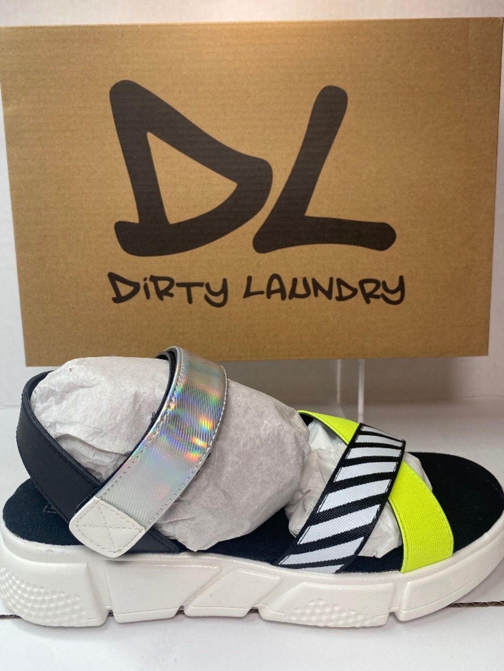 Women's Dirty Laundry All Time 3 Ankle Strap Sport Comfort Sandal, Size 7 NIB